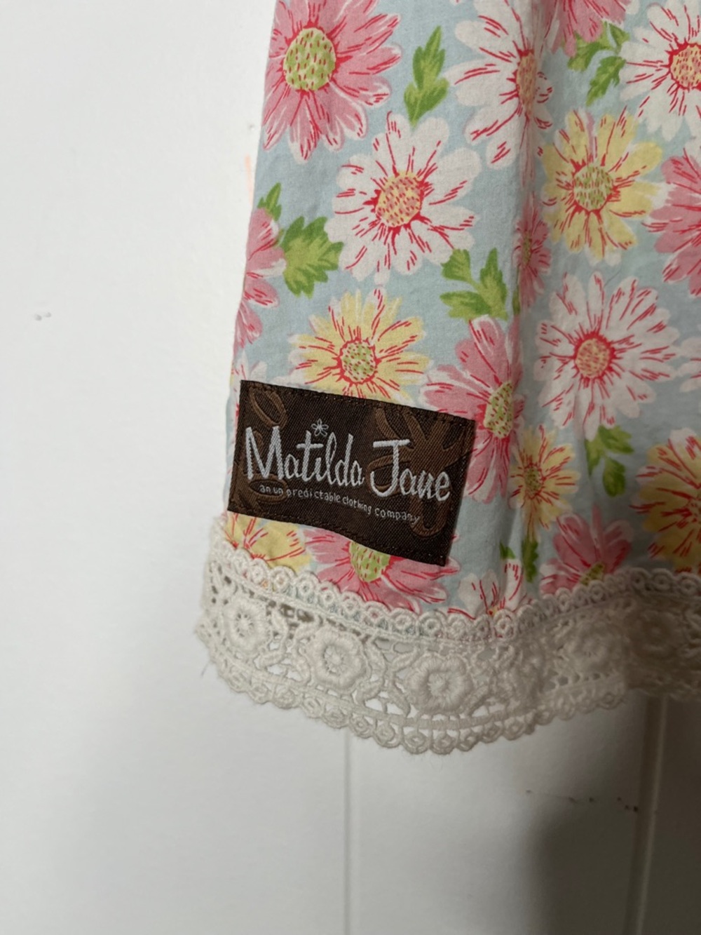 Matilda Jane Floral Lace Hem Dress - Pink, Yellow, Green Girls Size 6 - Picture 4 of 5
